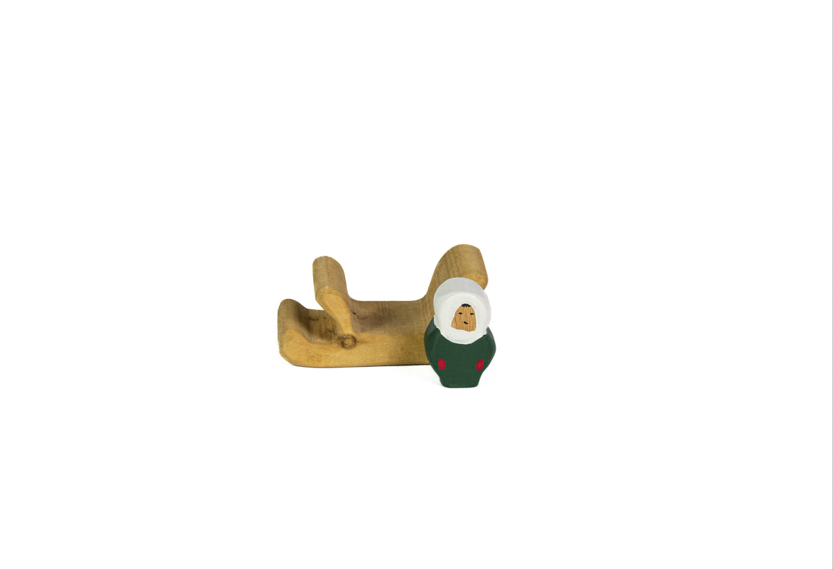 Inuit with sled– PINGUINCHEN